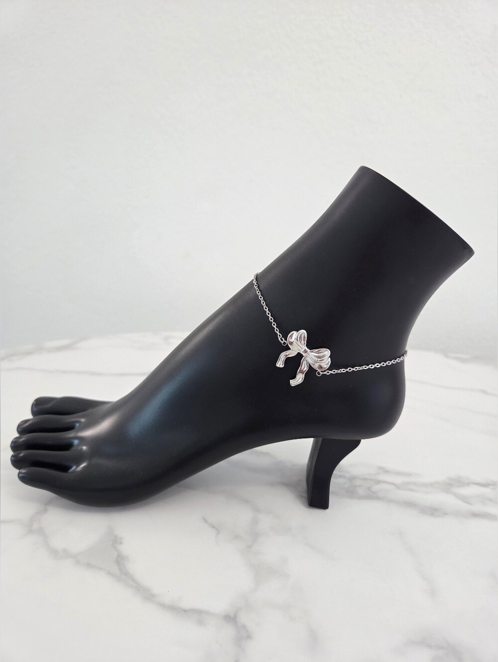 ​Silver Bow Charm Ankle Bracelet Dainty Y2K Coquette Summer Jewelry - Picture 3 of 11